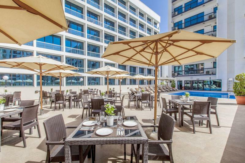 Golden Sands 10 Hotel Dubai Exterior photo